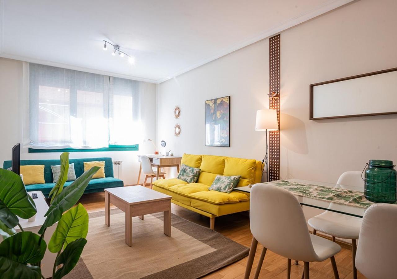 Apartamento Centrico Con Wifi Y Parking De Coche Tamano Medio Onís Екстериор снимка