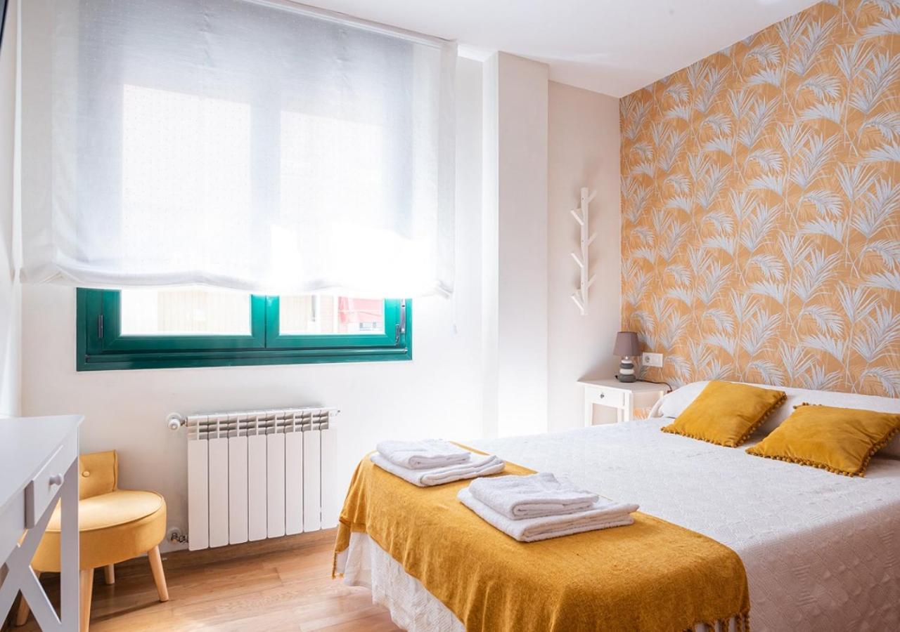 Apartamento Centrico Con Wifi Y Parking De Coche Tamano Medio Onís Екстериор снимка