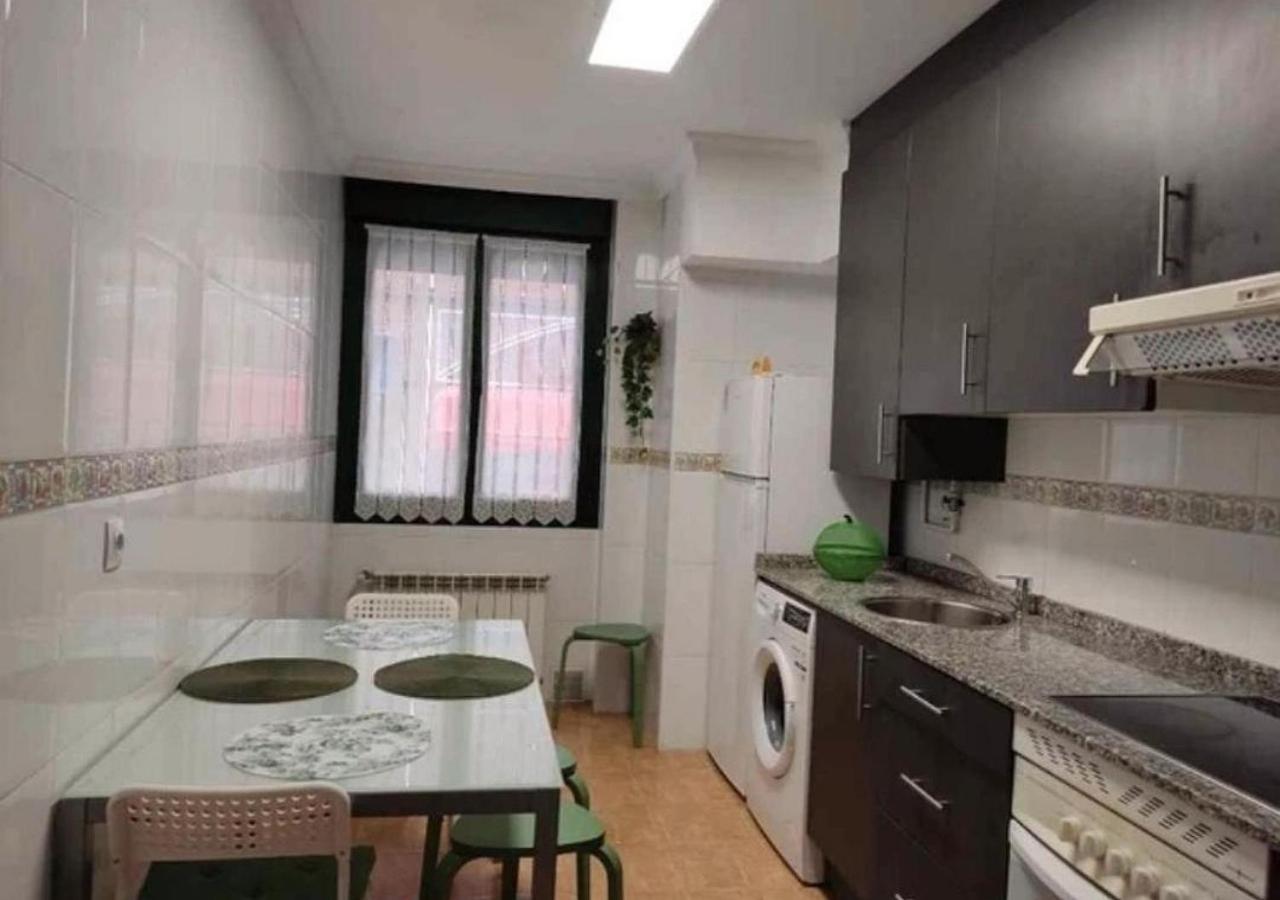 Apartamento Centrico Con Wifi Y Parking De Coche Tamano Medio Onís Екстериор снимка